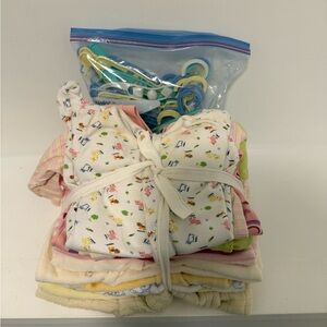 12 Piece Baby Sleepers from Newborn-3 Months with pack of baby hangers
